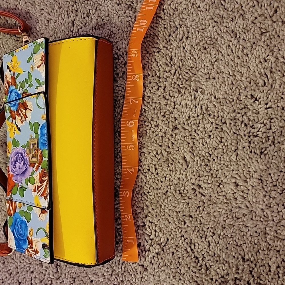 2 Pieces NWOT Red Yellow Floral Shoulder Handbag or Clutch w wallet wristlet - Picture 10 of 14